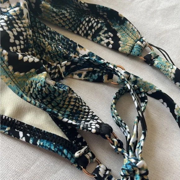 Lg NEW Shade & Shore Cheeky Triangle Tie Ruched Bikini‎ Bottoms Blue Snakeskin - Picture 5 of 8